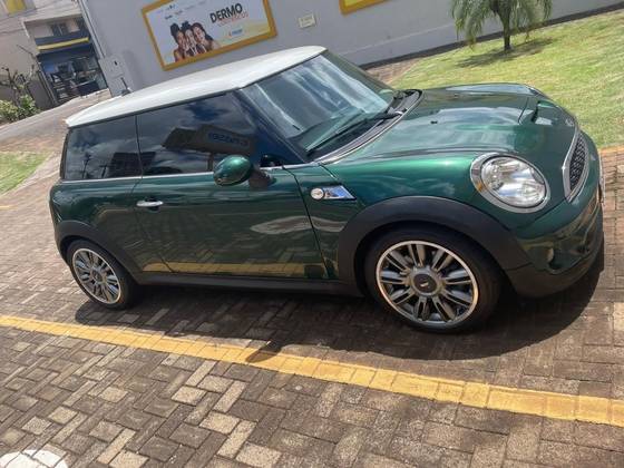 MINI COOPER 1.6 S 16V TURBO GASOLINA 2P AUTOMÁTICO MINI COOPER 1.6 S 16V TURBO GASOLINA 2P AUTOMÁTICO